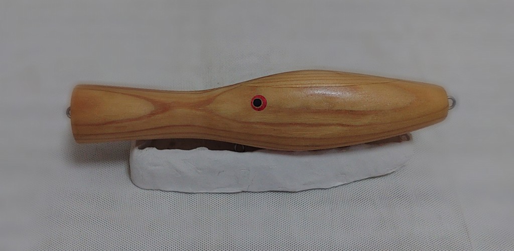 wood lure with eye