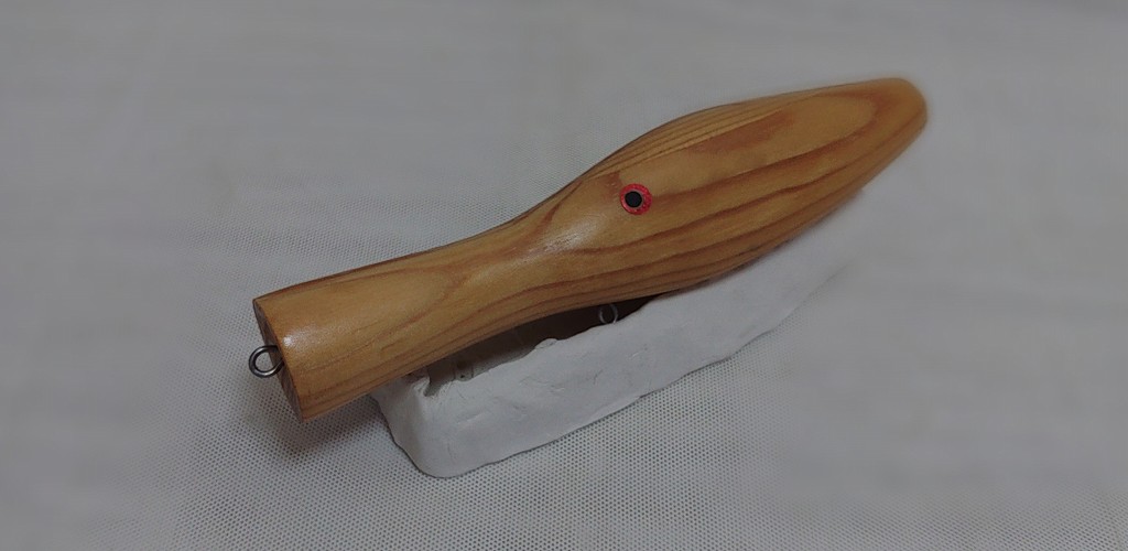 wood lure with eye